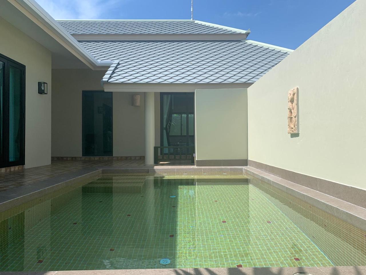 Wis Beach Khanom Exterior foto